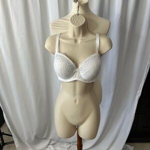 Victoria’s Secret Dream Angels White Rhinestone Lace Demi Bra – 36DD